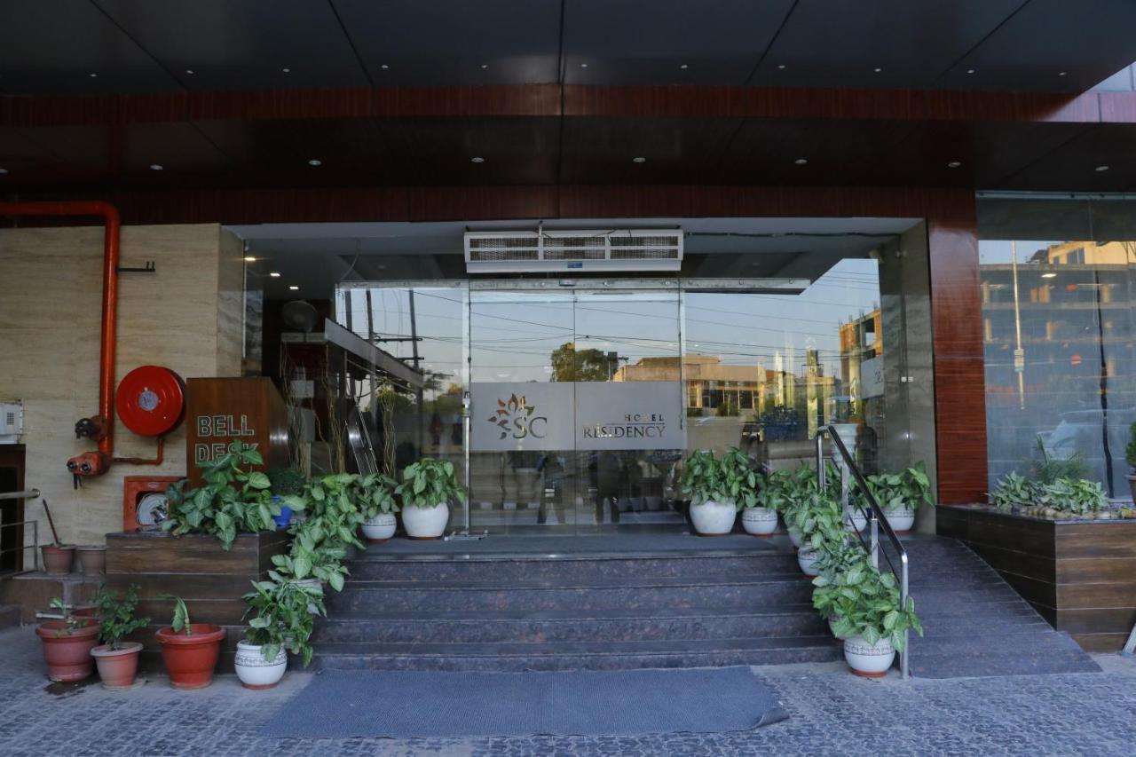 Hotel S C Residency Zirakpur Zewnętrze zdjęcie