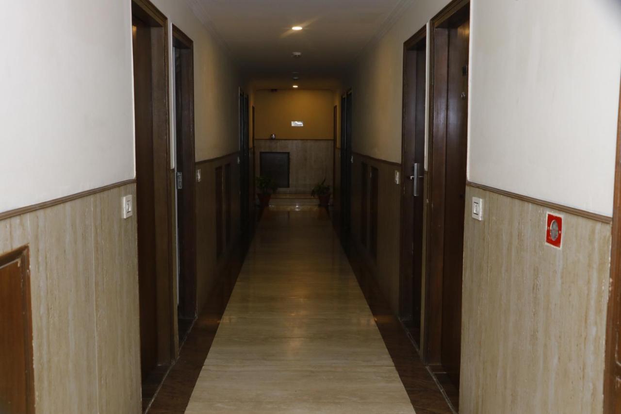Hotel S C Residency Zirakpur Zewnętrze zdjęcie